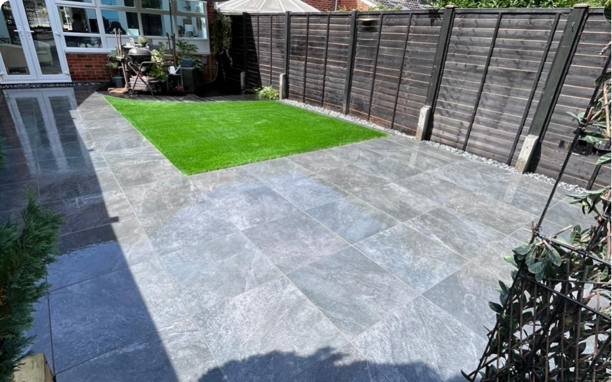 Design Low maintenance in Spencers Wood completed on12/01/2023