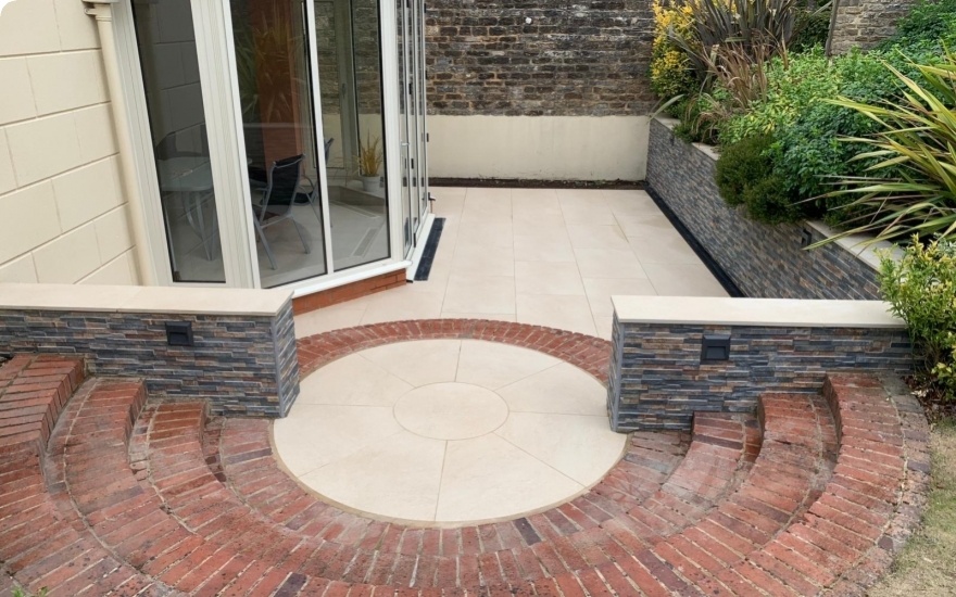 Creation Cladding and capping in Oxford completed on10/01/2023