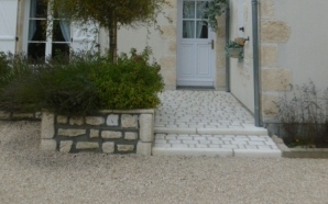 Front entrance made of paving