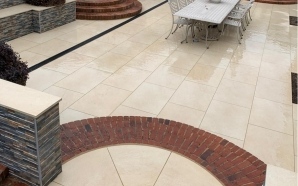 Cladded retaining walls